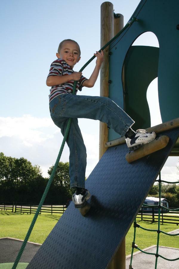 Ashbourne Heights Holiday Park Eksteriør bilde